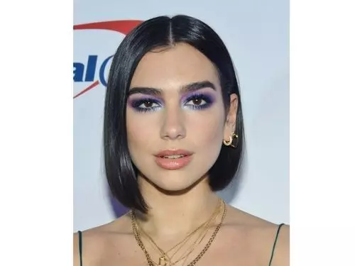 dua lippa purple eyeshadow look