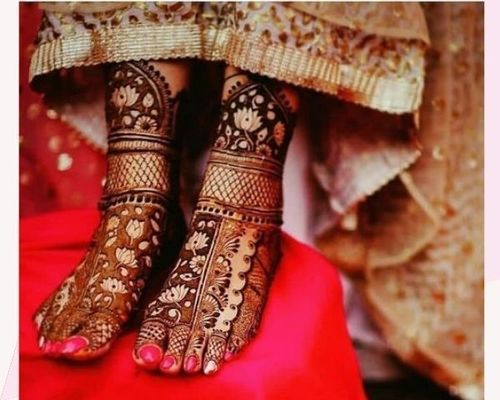 Lotus-Bridal-Mehndi-Design-For-Feet