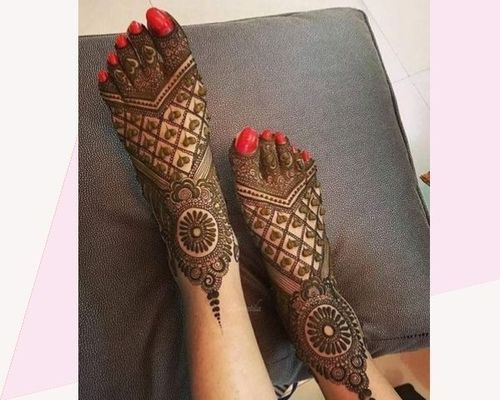 Beautiful-Bridal-Mehndi-Design-For-Feet
