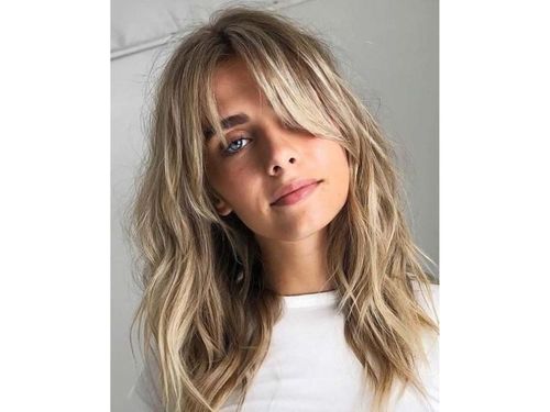 80 Sensational Medium Length Haircuts for Thick Hair in 2024