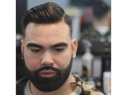 fade-with-quiff-mens-hairstyle-for-round-face