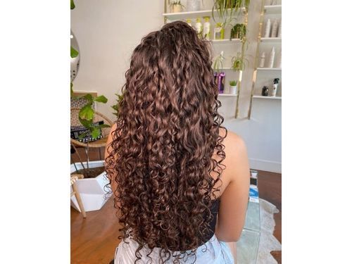 curly-long-hairstyle