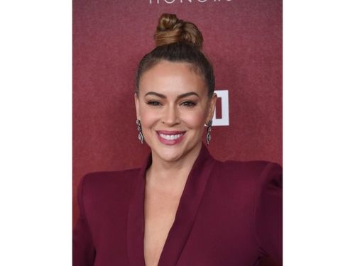 Alyssa Milano top knot