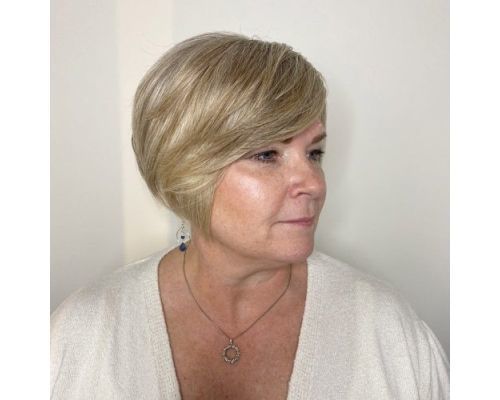 graduated-bob-hairstyle-for-women-over-50