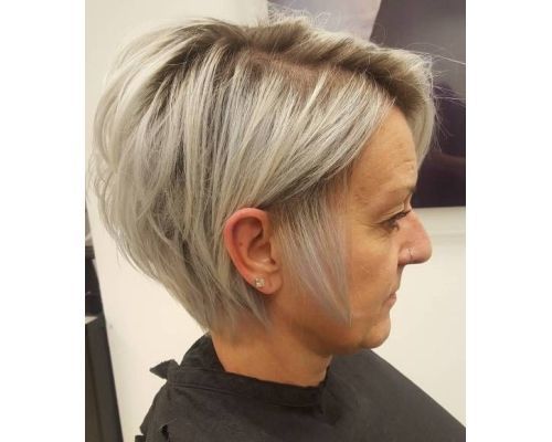 stacked-bob-hairstyle-for-women-over-50