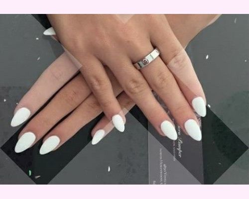 white-almond-nails