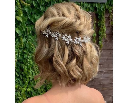 21 Pretty Wedding Hairstyles for Short Hair Youll Love