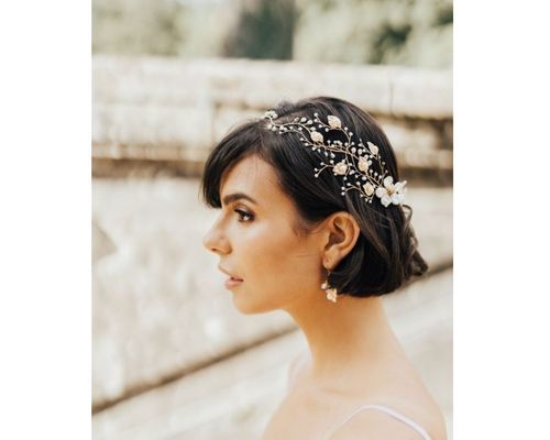 short-hair-bridesmaid-updo