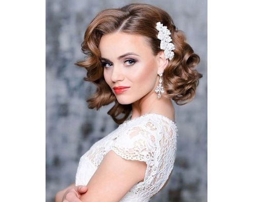 35 Easy Hairstyles for Weddings That Are Totally Stunning | Guest hair, Lob  hairstyle, Bridesmaid hair straight