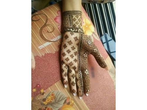 Jaali Mehndi Design