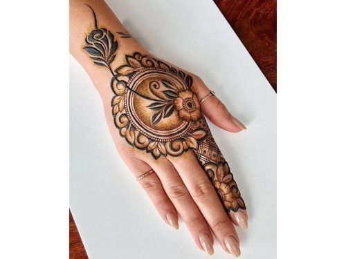 Floral_Henna_Design