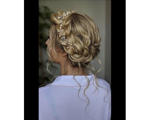 Crown Braid with Loose Curls