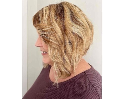 short-angled-bob-with-side-swept-fringe