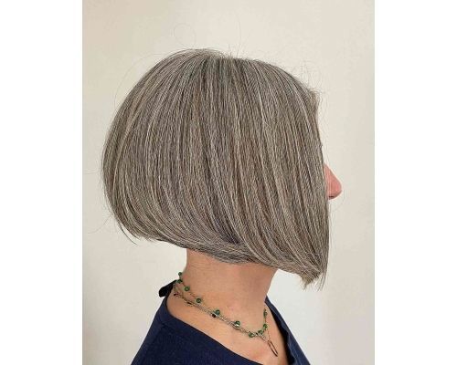 short-angled-bob-for-thick-hair