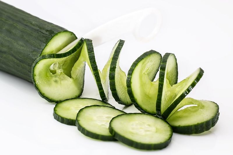 cucumber-salad-food-healthy-37528