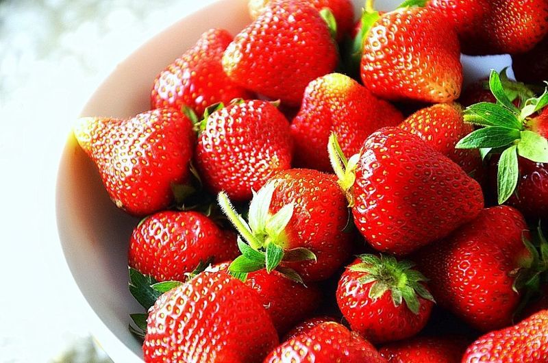 0825_Fresh_Strawberries_from_Sanok,_Poland_2013
