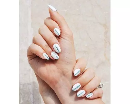 rounded lines Nail Art round nails