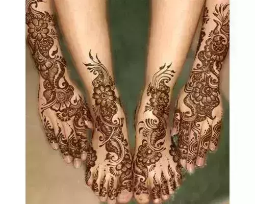 25 Elegant Mehndi Designs for Feet That Will Make You Stand Out! – Random  Talks