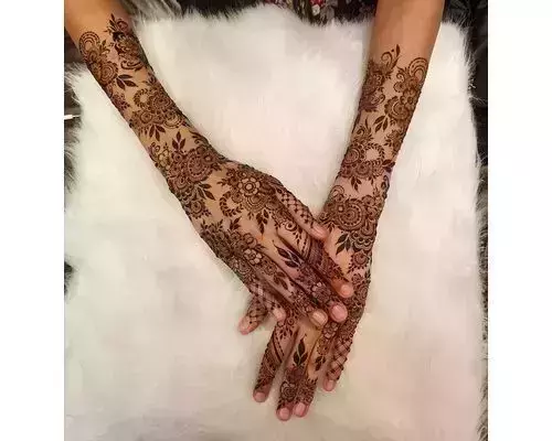 Full Hand Bridal Mehndi Designing Service at best price in Gurgaon | ID:  19879253348