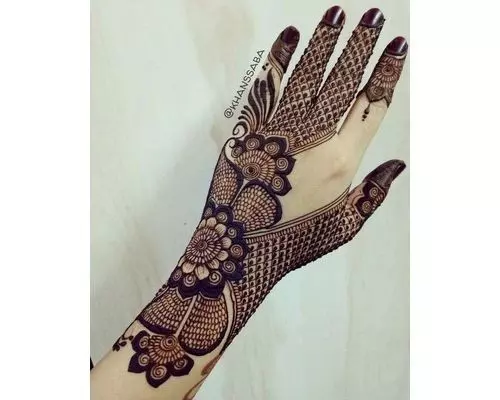 160+ Simple Mehndi Designs Perfect For Minimalist Brides! - ShaadiWish