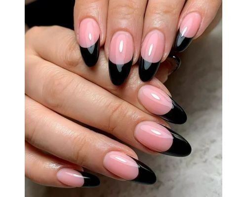 5Black French Nails