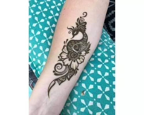 Pin on Tattoo with Henna :)