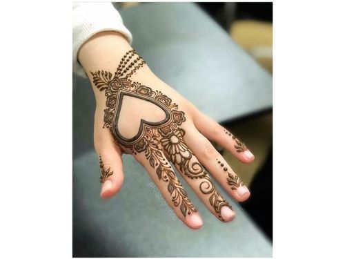 Backhand Heart Henna Design