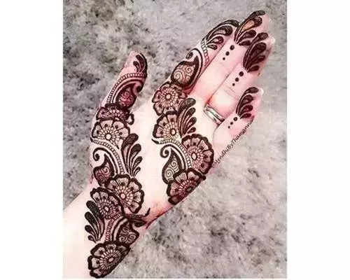 Top 15 Floral Mehndi Designs for Hands & Feet