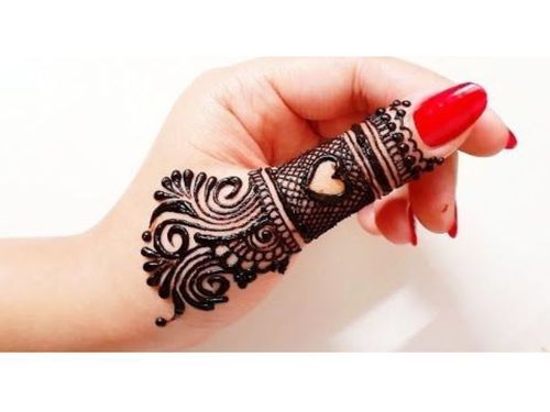 Thumb Henna Design With Heart