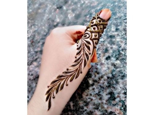 Easy Thumb Henna Design