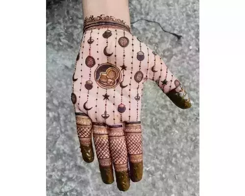 Easy Mehendi & Alta Designs for Navratri and Durga Puja 2020: Quick Mehndi  & Bengali Aalta Patterns You Can Try at Home to Celebrate the Maa Durga  Festival | 🙏🏻 LatestLY