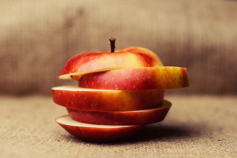 4- Apples for sensitive skin