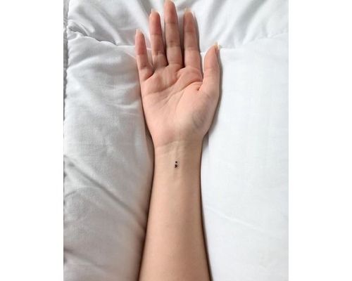 80+ Tiny, Chic Wrist Tattoos That Are Better Than a Bracelet