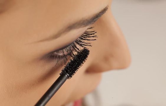 Coat your lashes with the right mascara