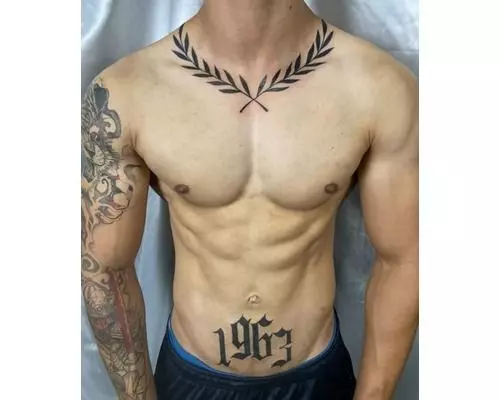 Clever Collarbone Tattoos