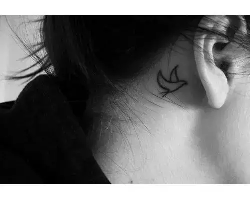 24 Behind Ear Tattoo Designs