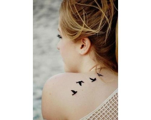 55 Stunning Black And White Tattoo Ideas For Women | Fabbon