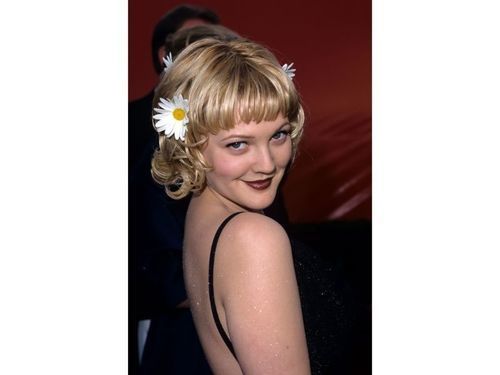 Drew_BarryMore_90s_Hairstyle