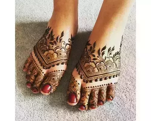 31 Engagement Mehndi Designs For Bride 2023 Fabbon 1433