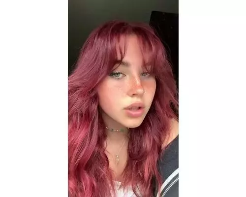 red-hair-curtain-bangs