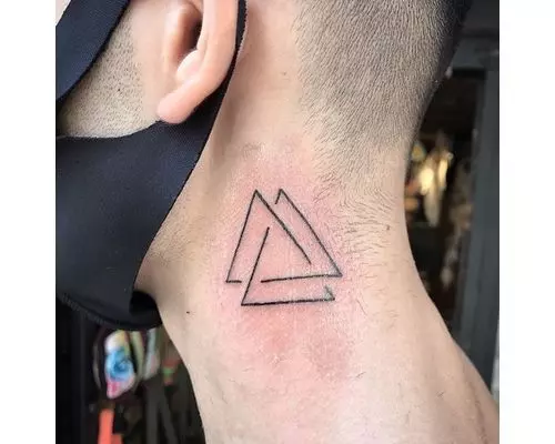 Triangle_Tattoos_29062135