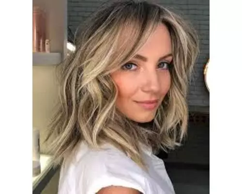 29 Low Maintenance Medium Length Haircut