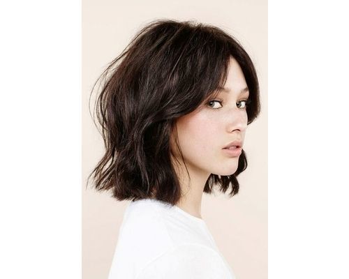 wavy-bob-hairstyle