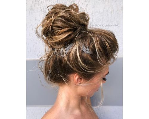 bold topknot for prom