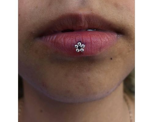 Ashley piercing store ring