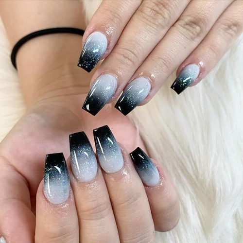 black-and-white-ombre-nails