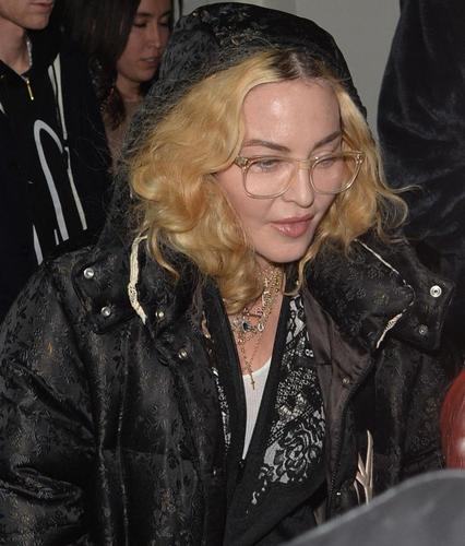 25 Stunning Madonna No Makeup Photos | Fabbon