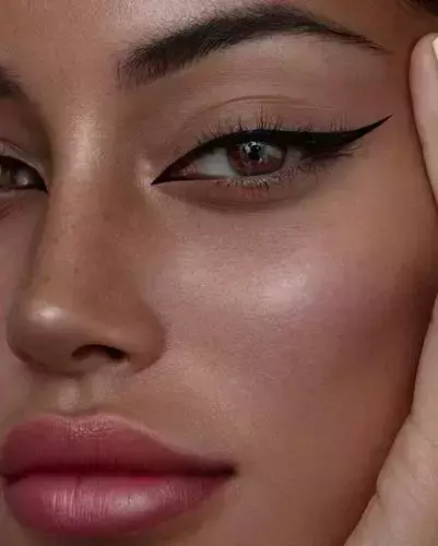Siren eye makeup