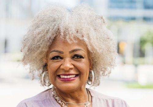 afro-hairstyle-for-black-women-with-square-face-over-60