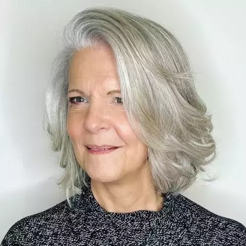 30 Trendy Bob Cuts for Older Women to Style in 2023